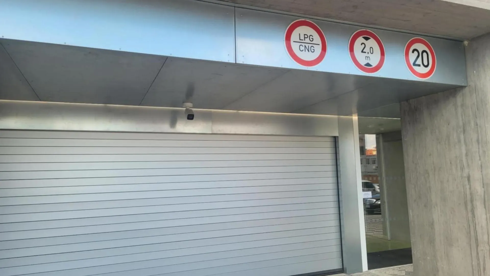 프라하 Terrace And Free Parking 아파트